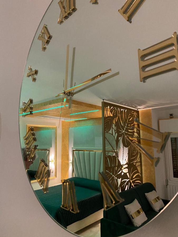 Fashion Apartment Gold Bologna With Jacuzzi & Car Garage Esterno foto