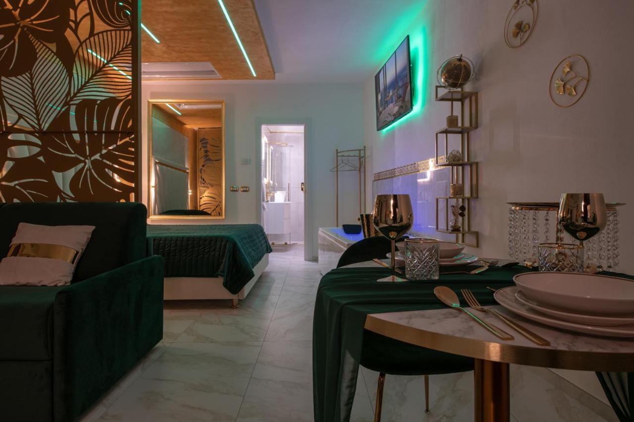 Fashion Apartment Gold Bologna With Jacuzzi & Car Garage Esterno foto