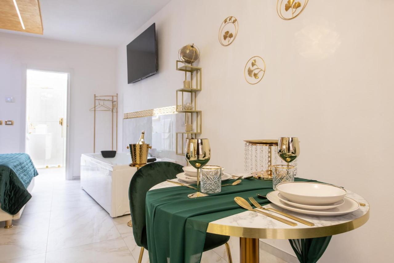 Fashion Apartment Gold Bologna With Jacuzzi & Car Garage Esterno foto