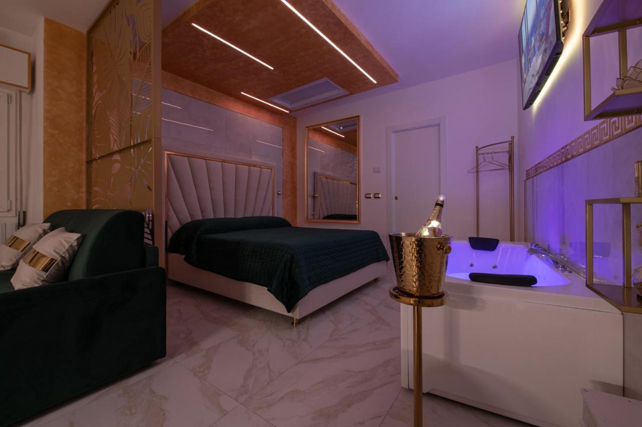 Fashion Apartment Gold Bologna With Jacuzzi & Car Garage Esterno foto