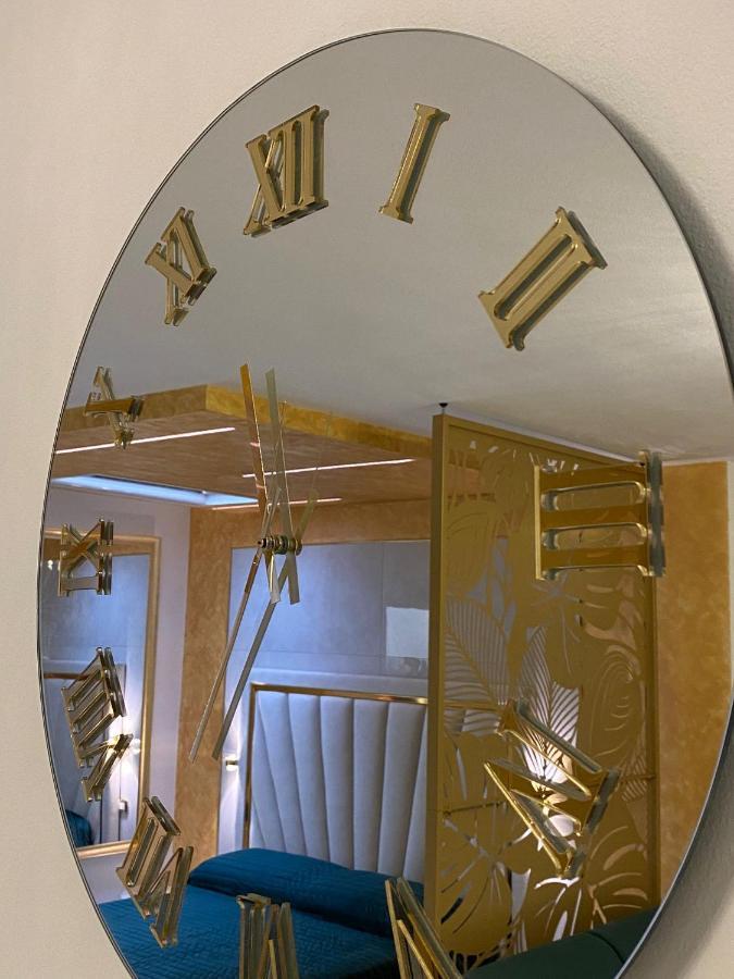 Fashion Apartment Gold Bologna With Jacuzzi & Car Garage Esterno foto