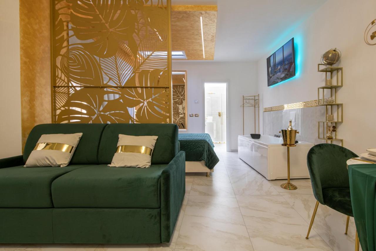 Fashion Apartment Gold Bologna With Jacuzzi & Car Garage Esterno foto
