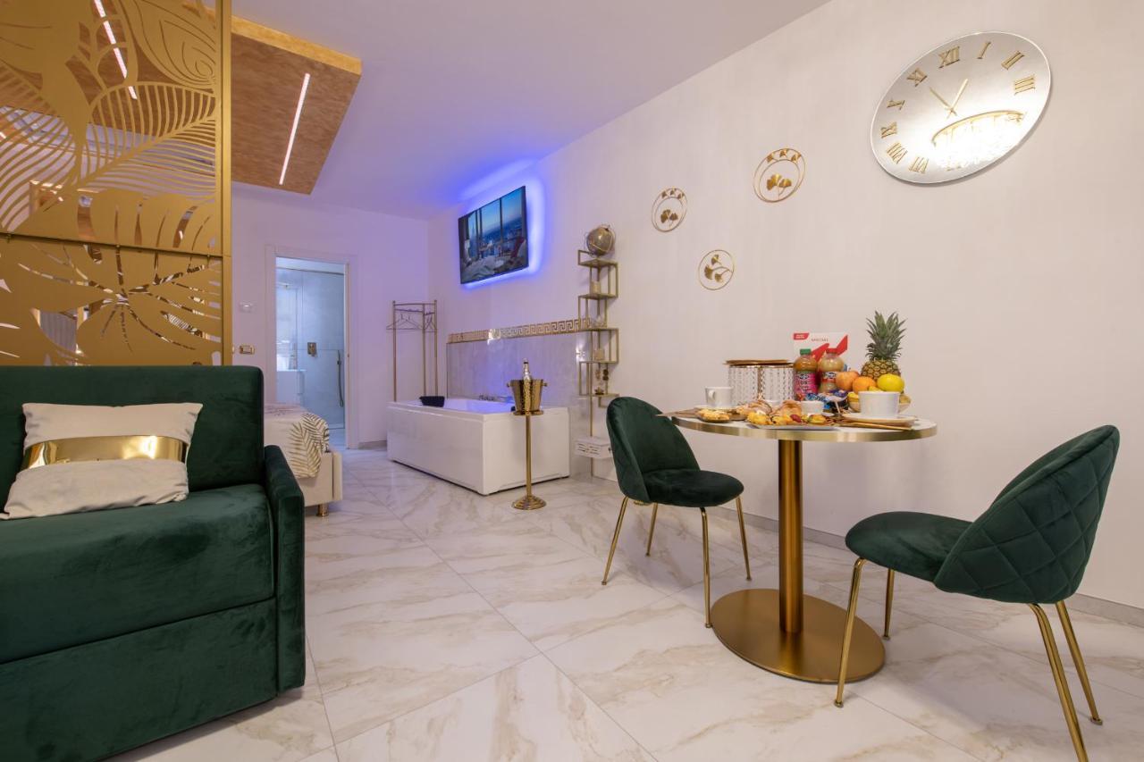 Fashion Apartment Gold Bologna With Jacuzzi & Car Garage Esterno foto