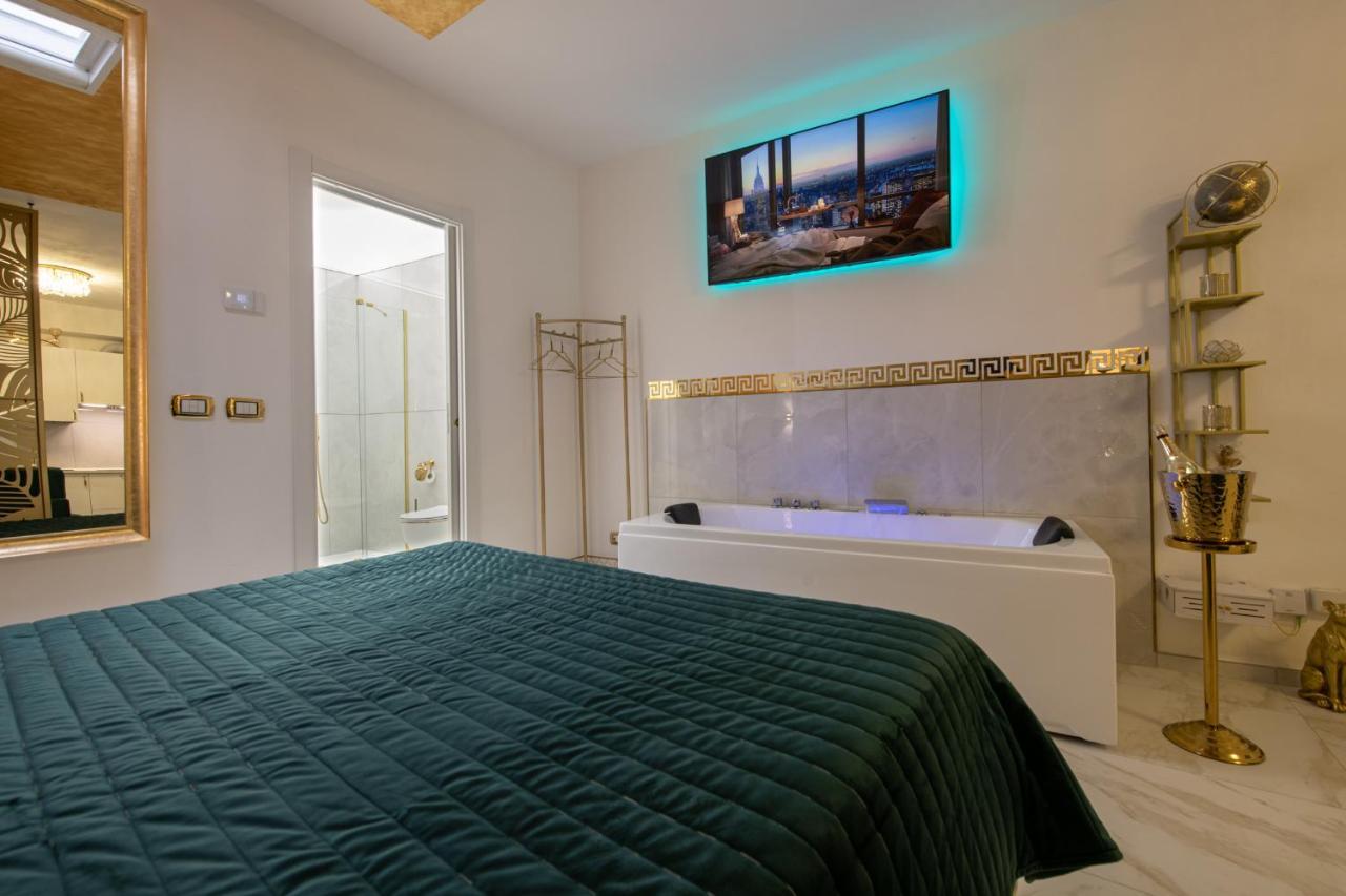 Fashion Apartment Gold Bologna With Jacuzzi & Car Garage Esterno foto