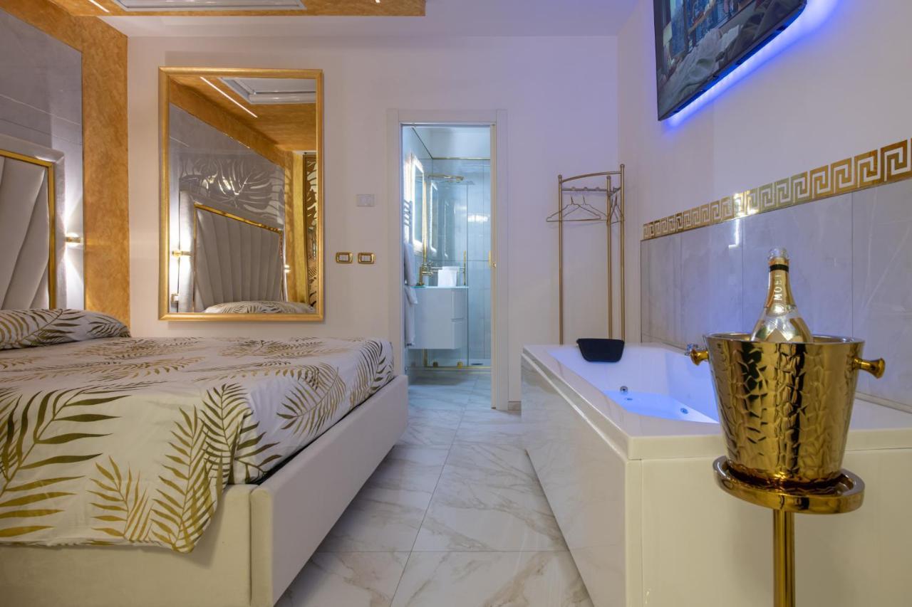 Fashion Apartment Gold Bologna With Jacuzzi & Car Garage Esterno foto