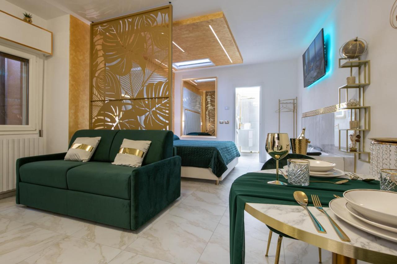 Fashion Apartment Gold Bologna With Jacuzzi & Car Garage Esterno foto