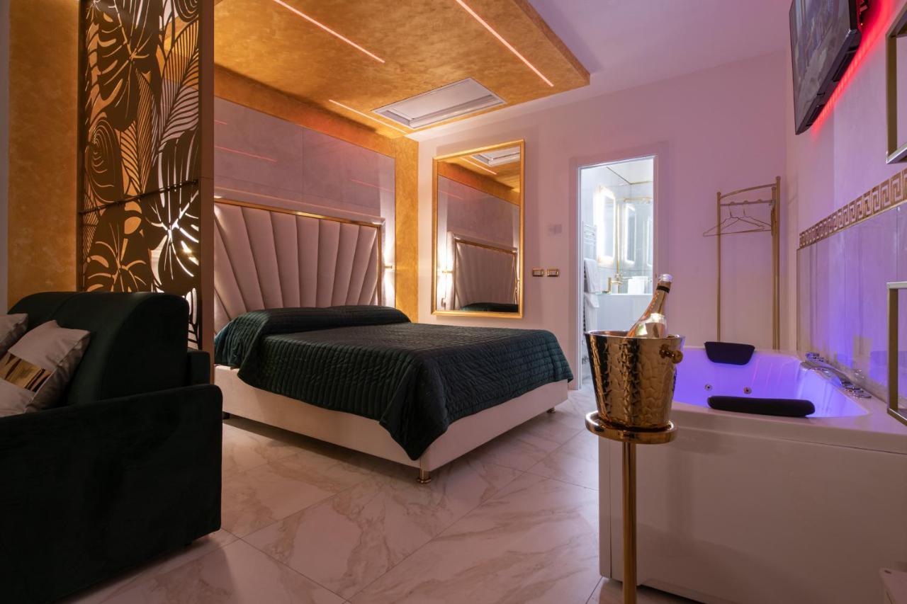 Fashion Apartment Gold Bologna With Jacuzzi & Car Garage Esterno foto