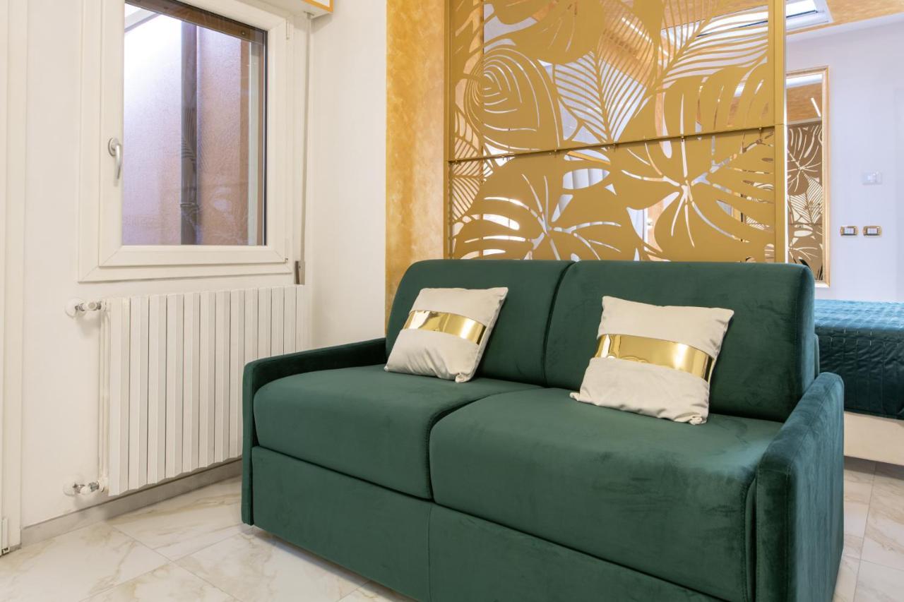 Fashion Apartment Gold Bologna With Jacuzzi & Car Garage Esterno foto